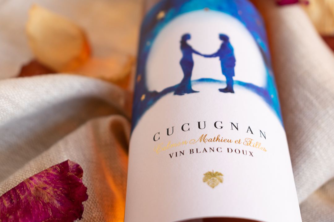 032022_Etiquette-Vin-Blanc-Doux-Dorure_domainecalmonmathieuetfilles Bouteille de vin blanc.