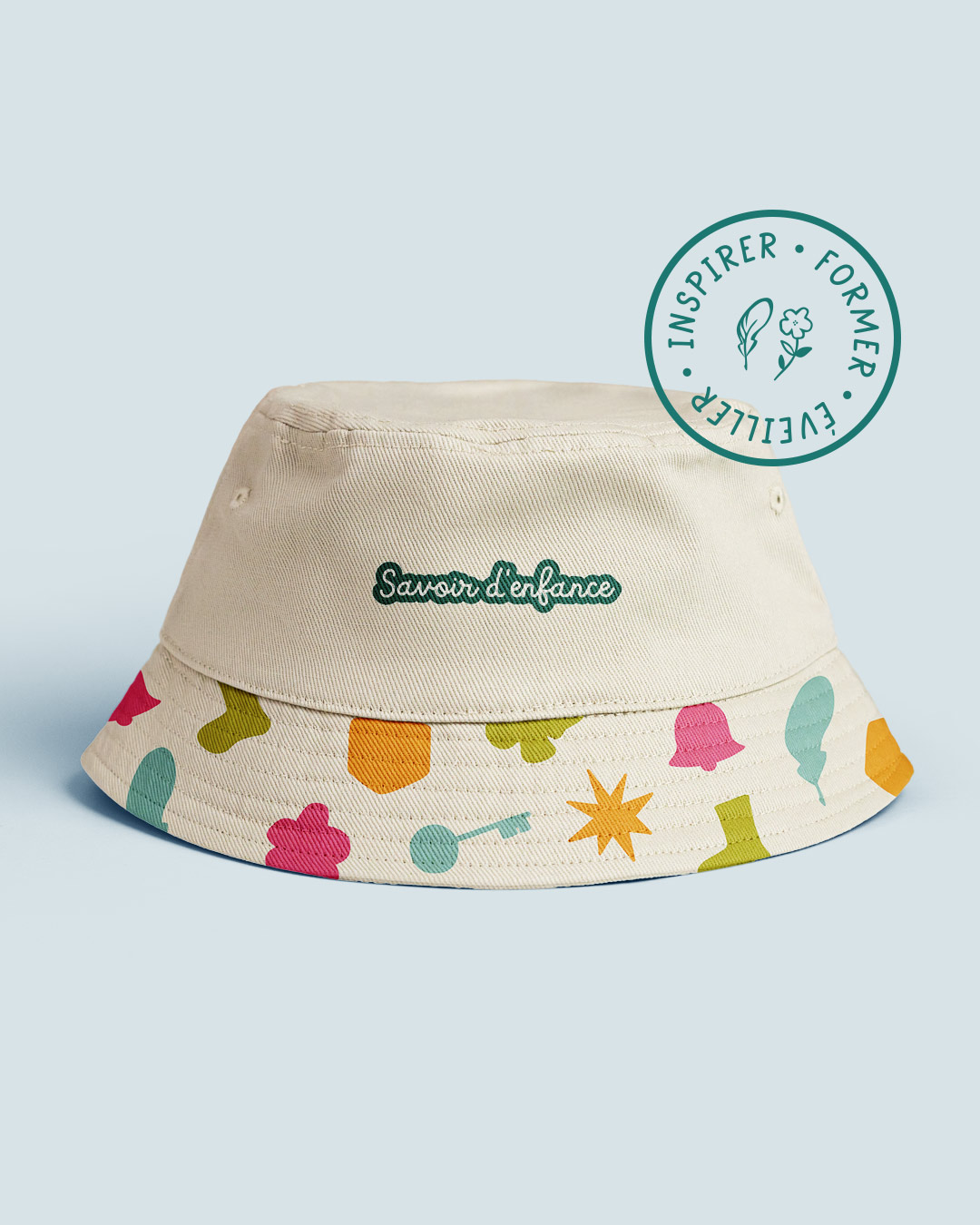 092025_Mockup-AliceMaret Mockup d'un bob aux couleurs de Savoir d'enfance.